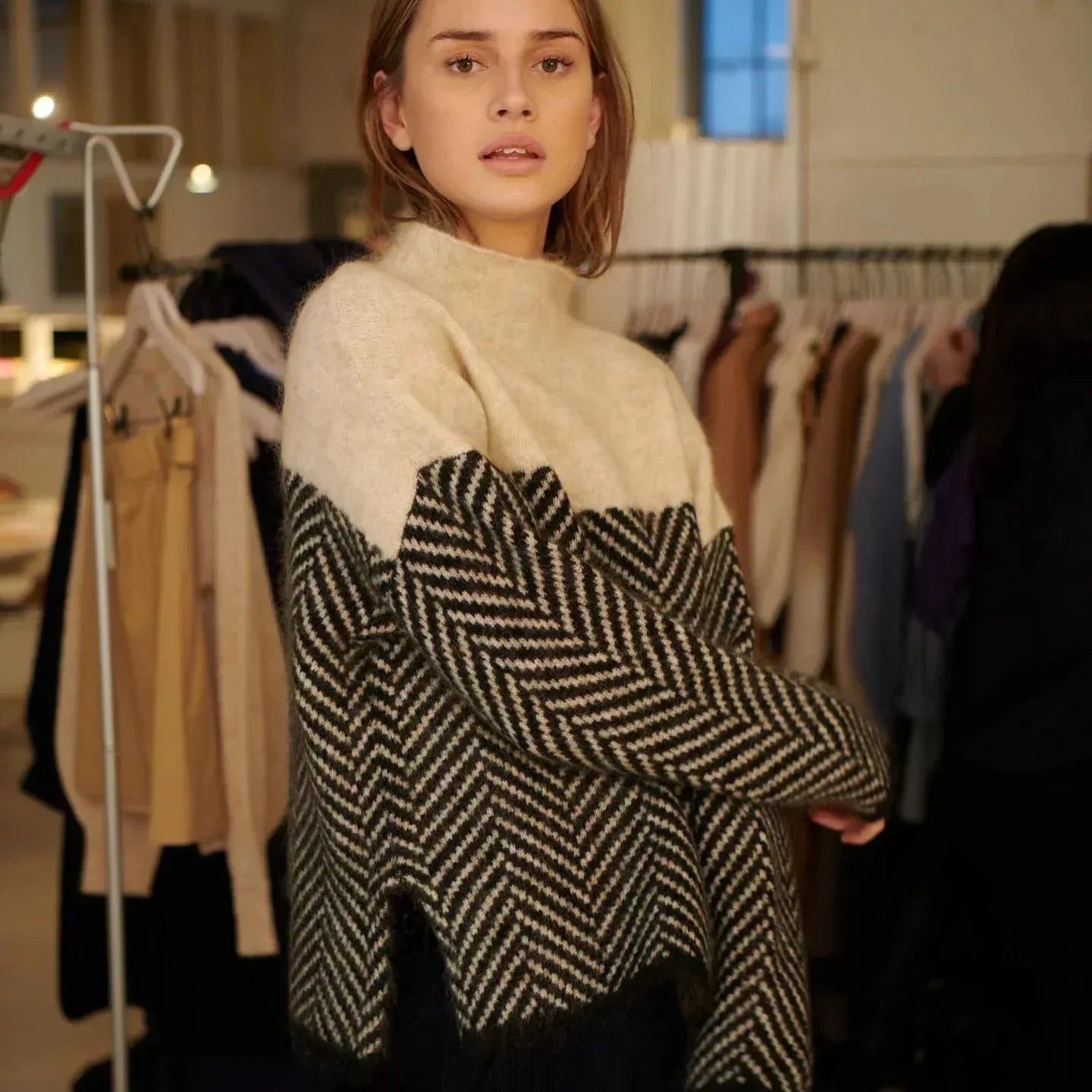 NORVIAS | Premium Herringbone Turtleneck Sweater