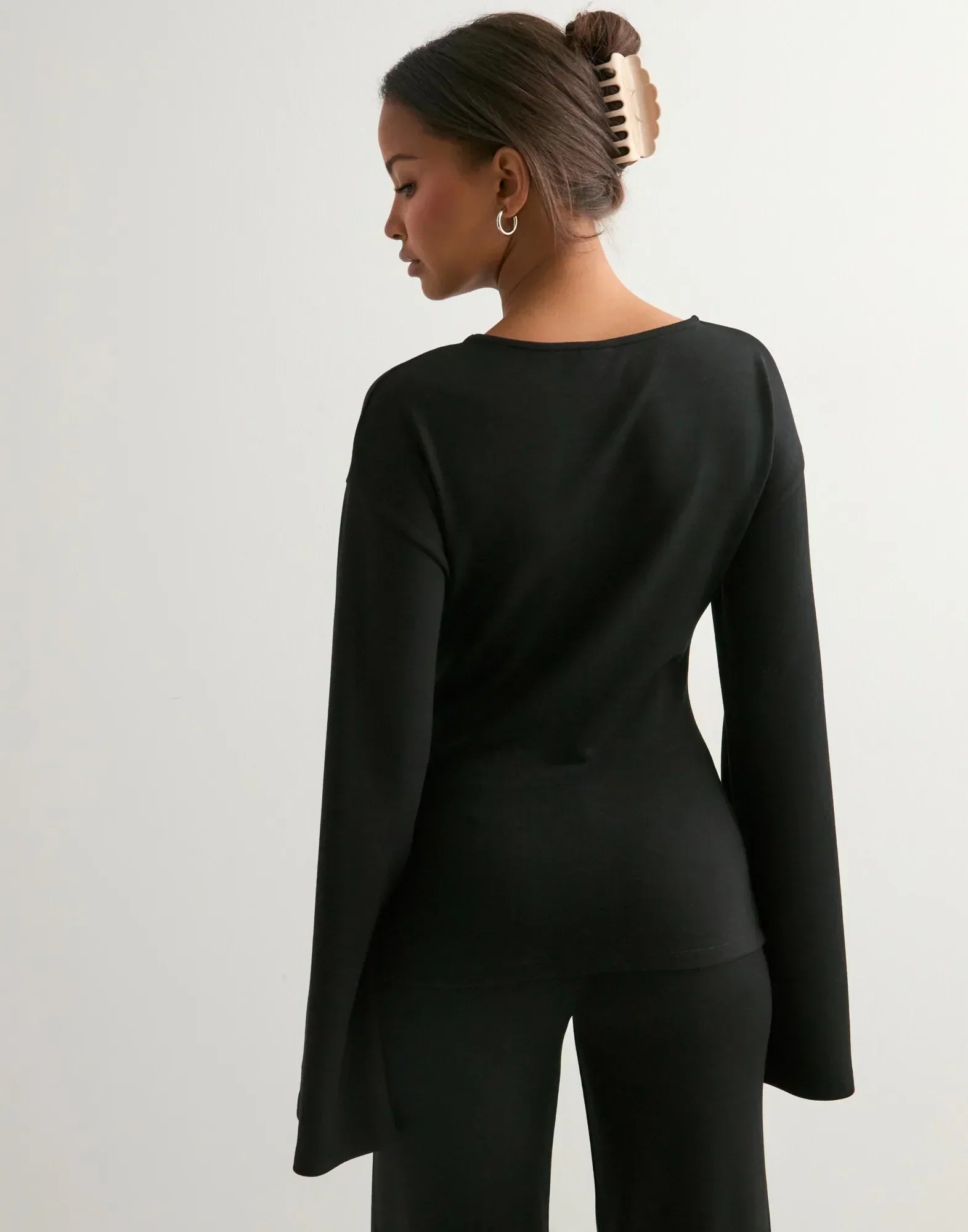 NORVIAS | Luxurious Sweat Set