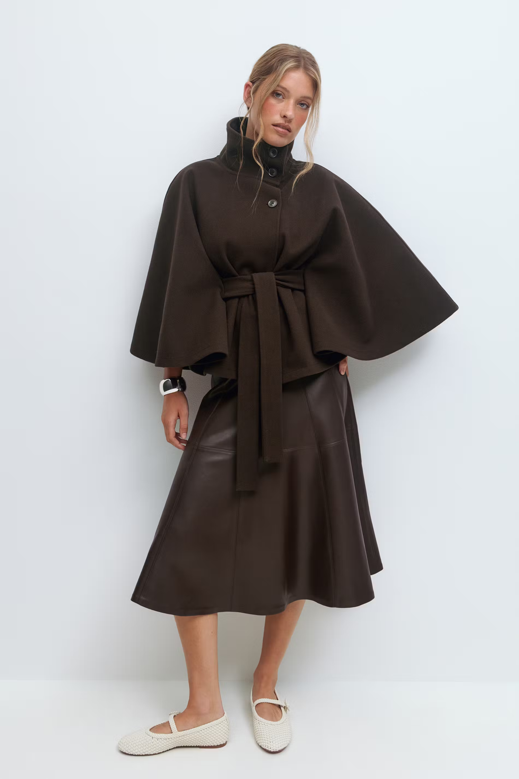 NORVIAS | Elegant Cape Coat with Belt
