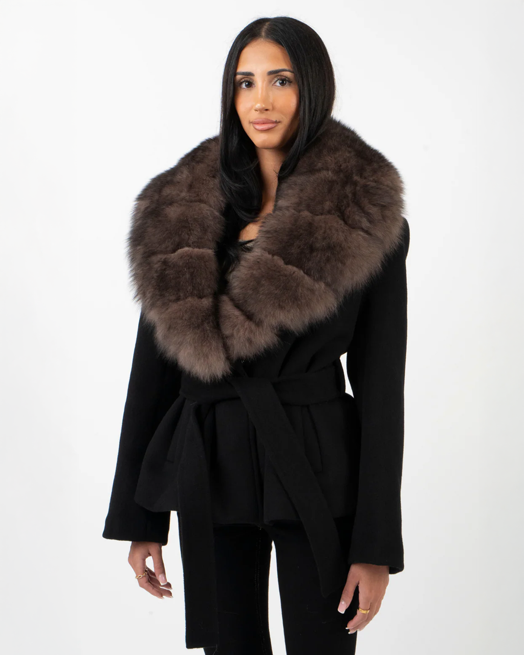 NORVIAS | Faux Fur Collar Jacket