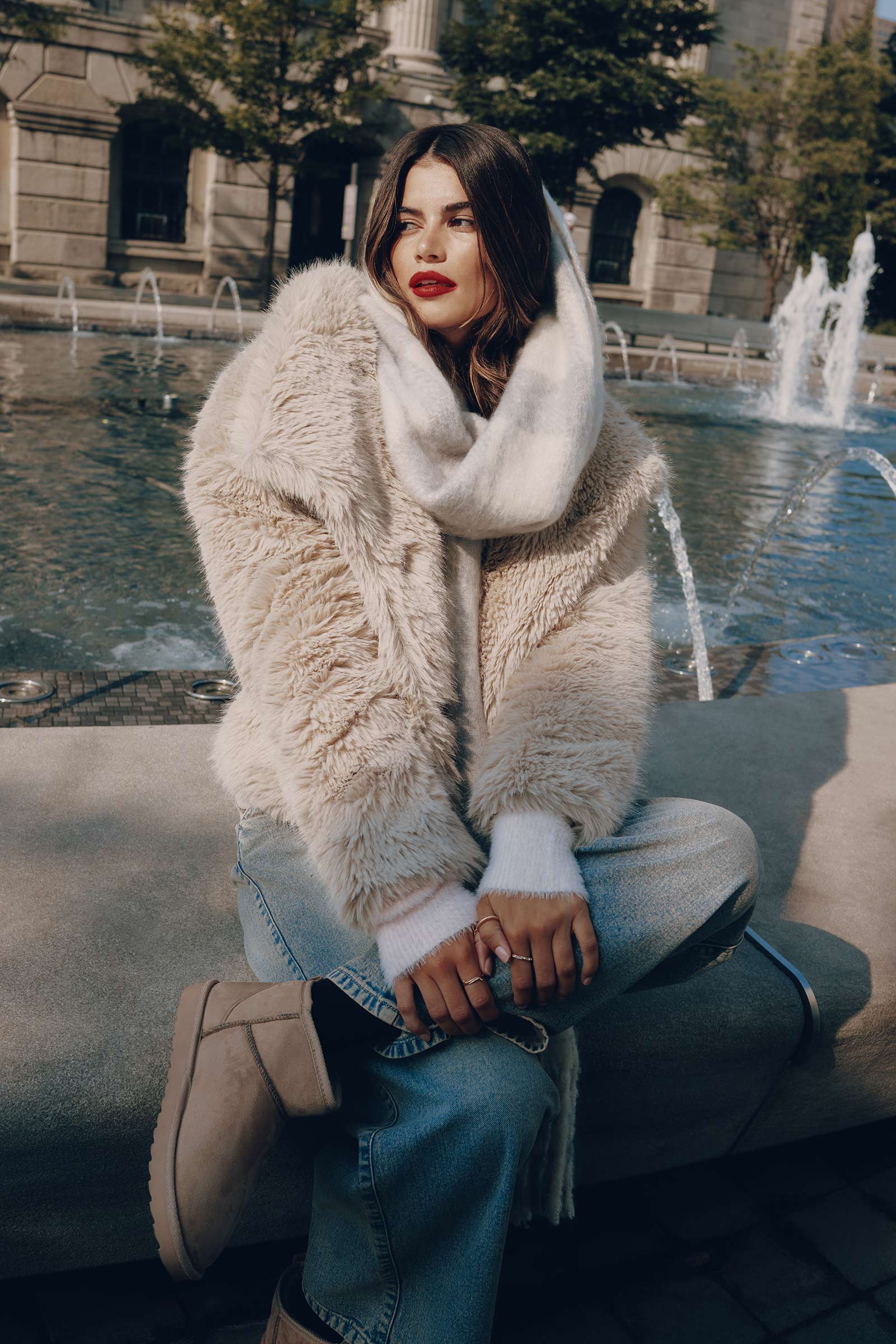 NORVIAS | Luxurious Faux Fur Coat
