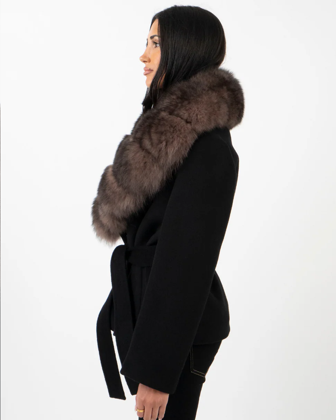 NORVIAS | Faux Fur Collar Jacket