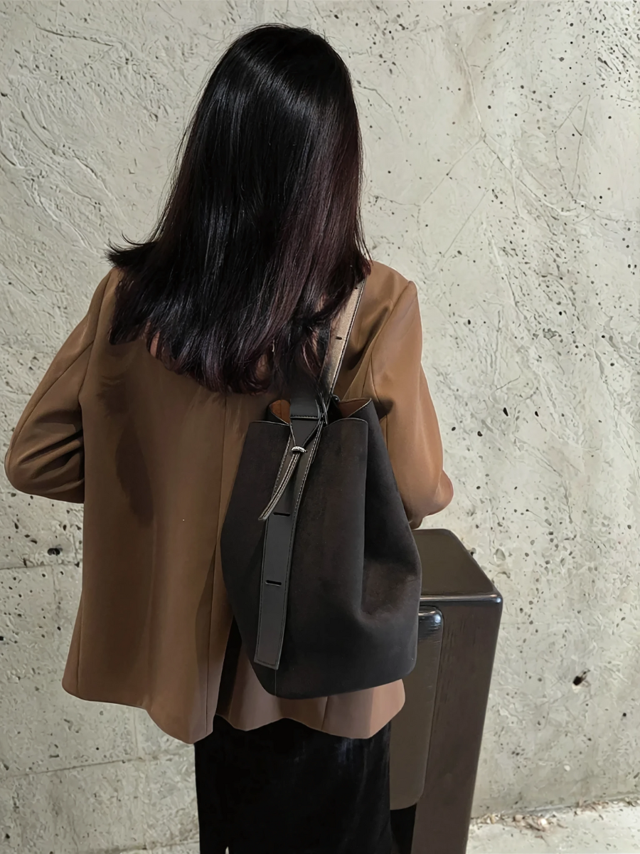 NORVIAS | Elegant Versatile Suede Bag