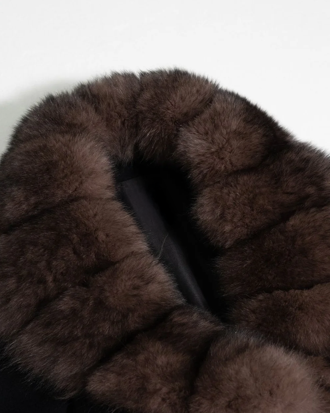 NORVIAS | Faux Fur Collar Jacket