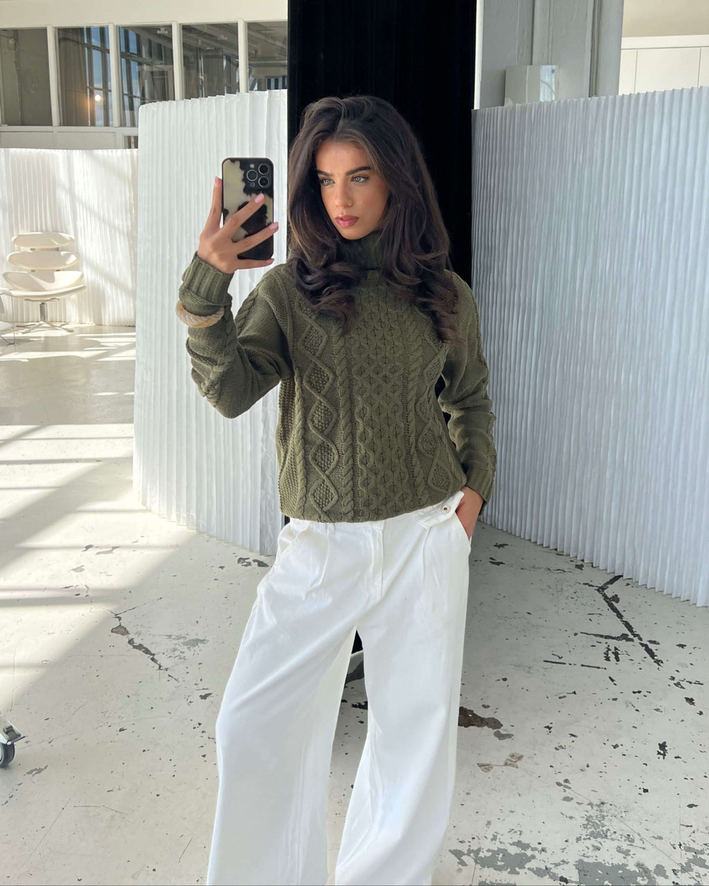 NORVIAS | Elegant Turtleneck Sweater