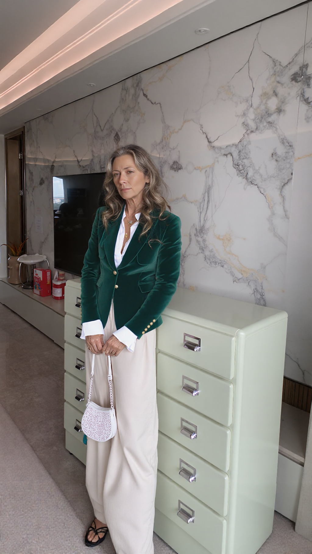 NORVIAS | Sametist bleiser nööpidega