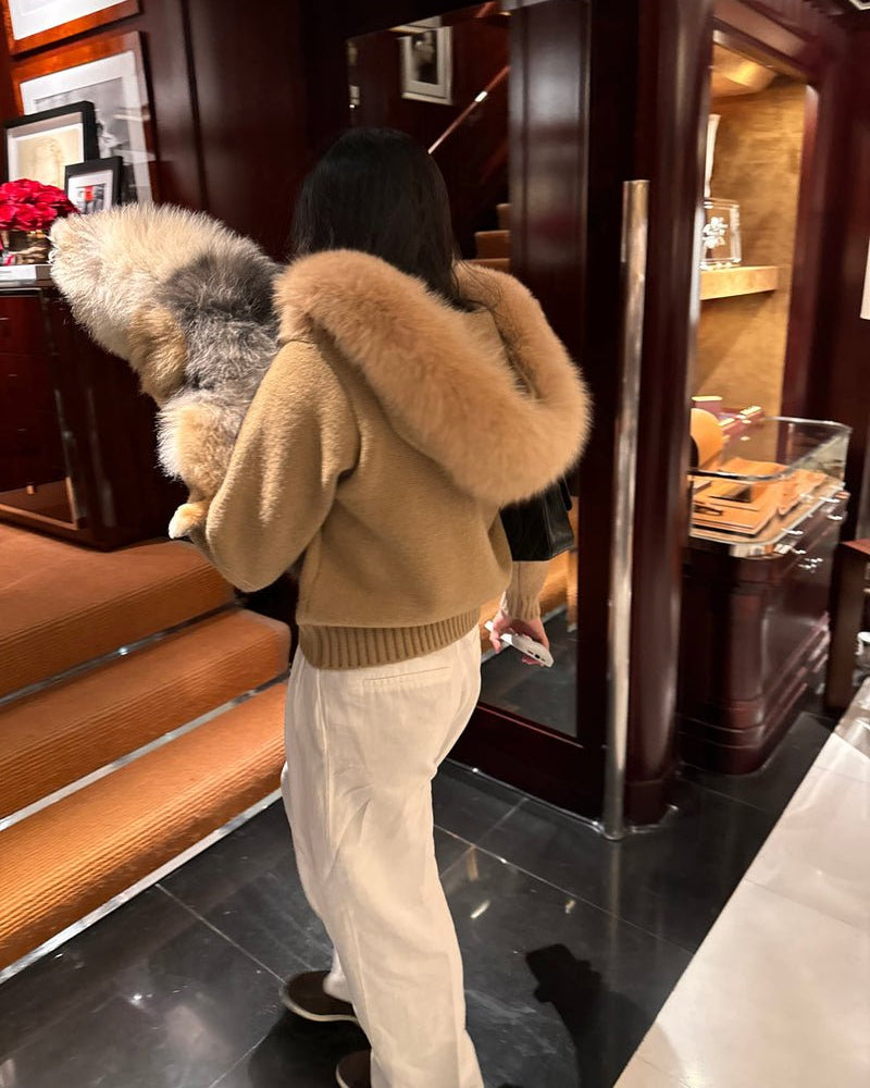 NORVIAS | Luxurious Knitted Coat with Faux Fur